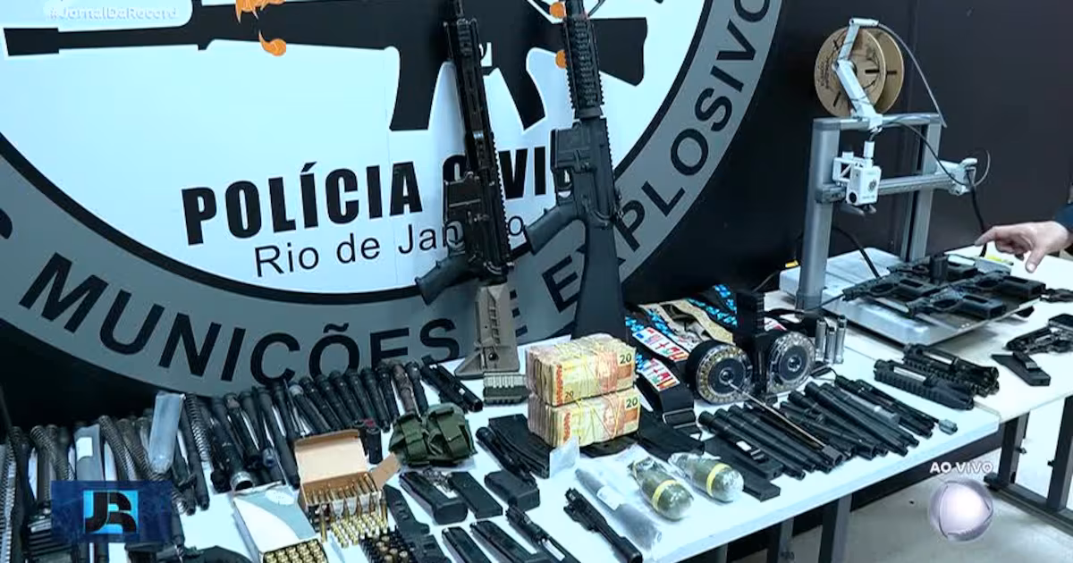 Operação no RJ expõe milícia e falsificação de documentos de CACs
